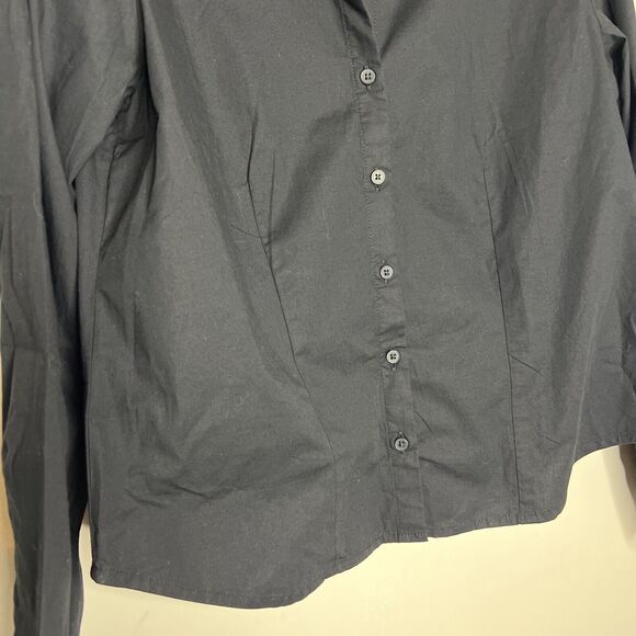 Old Navy The Slim Shirt Medium Black Button Up Collar Office Career Minimalist - Picture 2 of 8